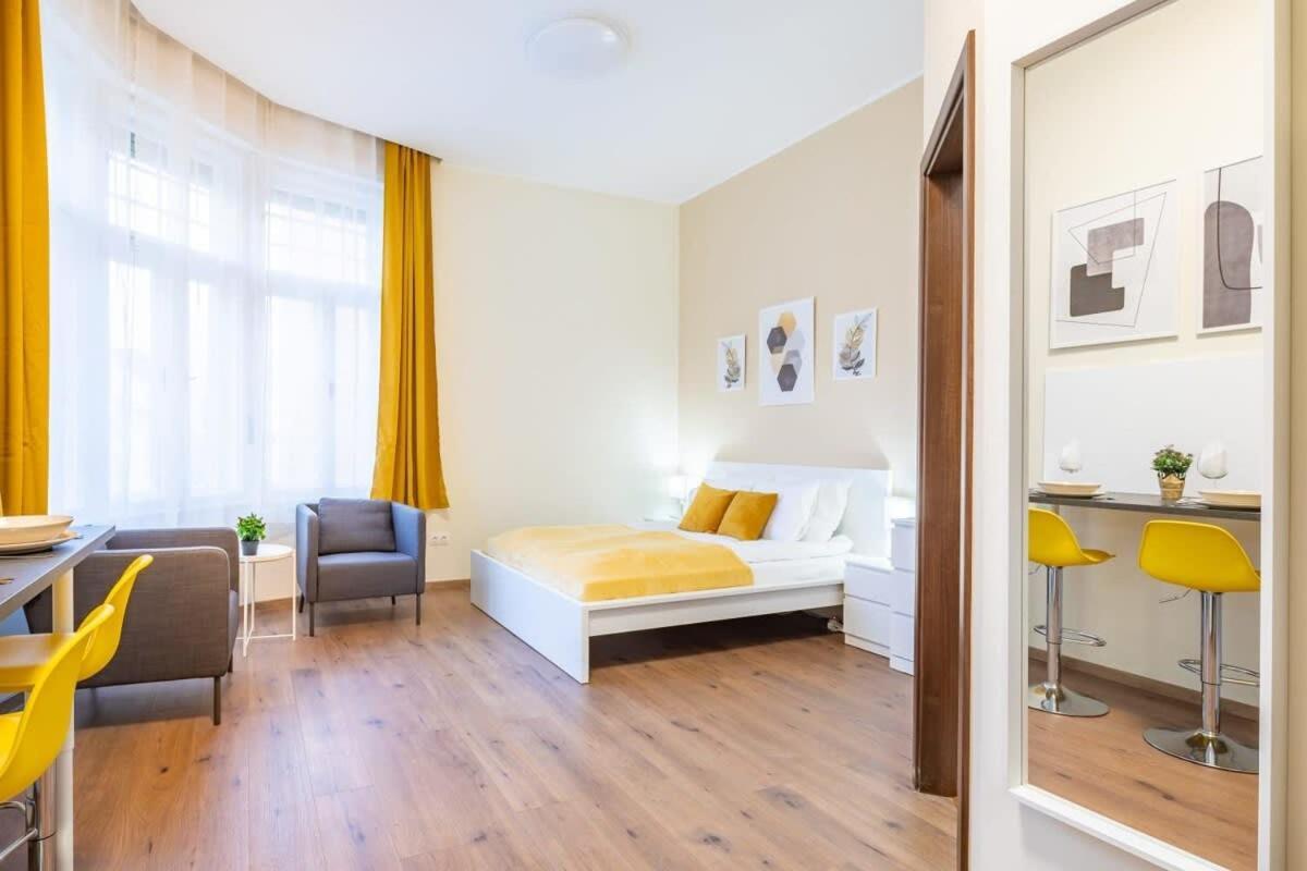 Super Central New Studio Budapest Kültér fotó