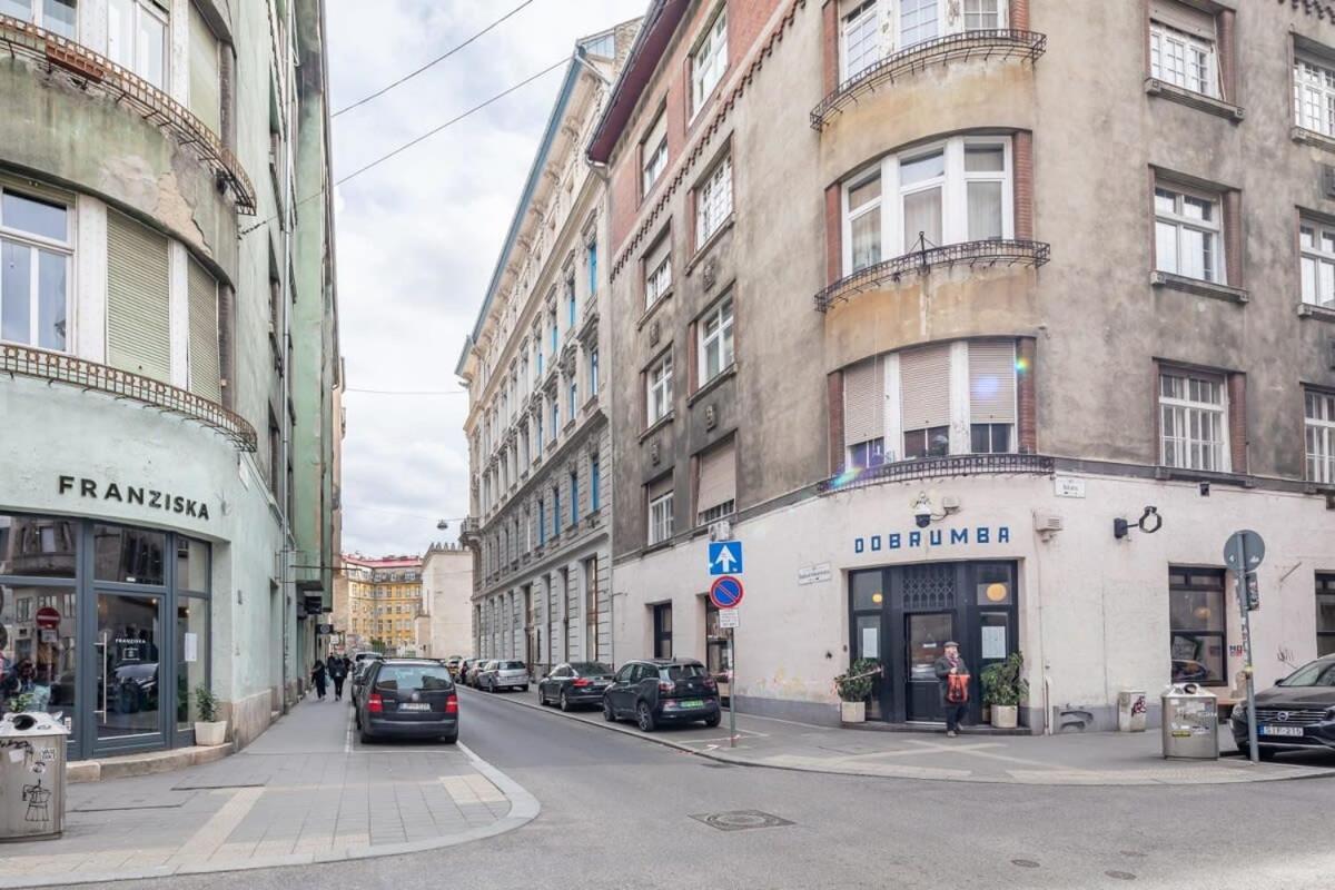 Super Central New Studio Budapest Kültér fotó