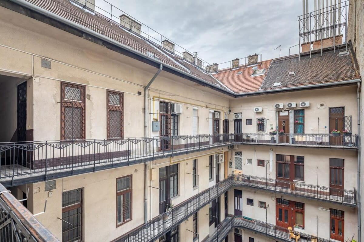 Super Central New Studio Budapest Kültér fotó